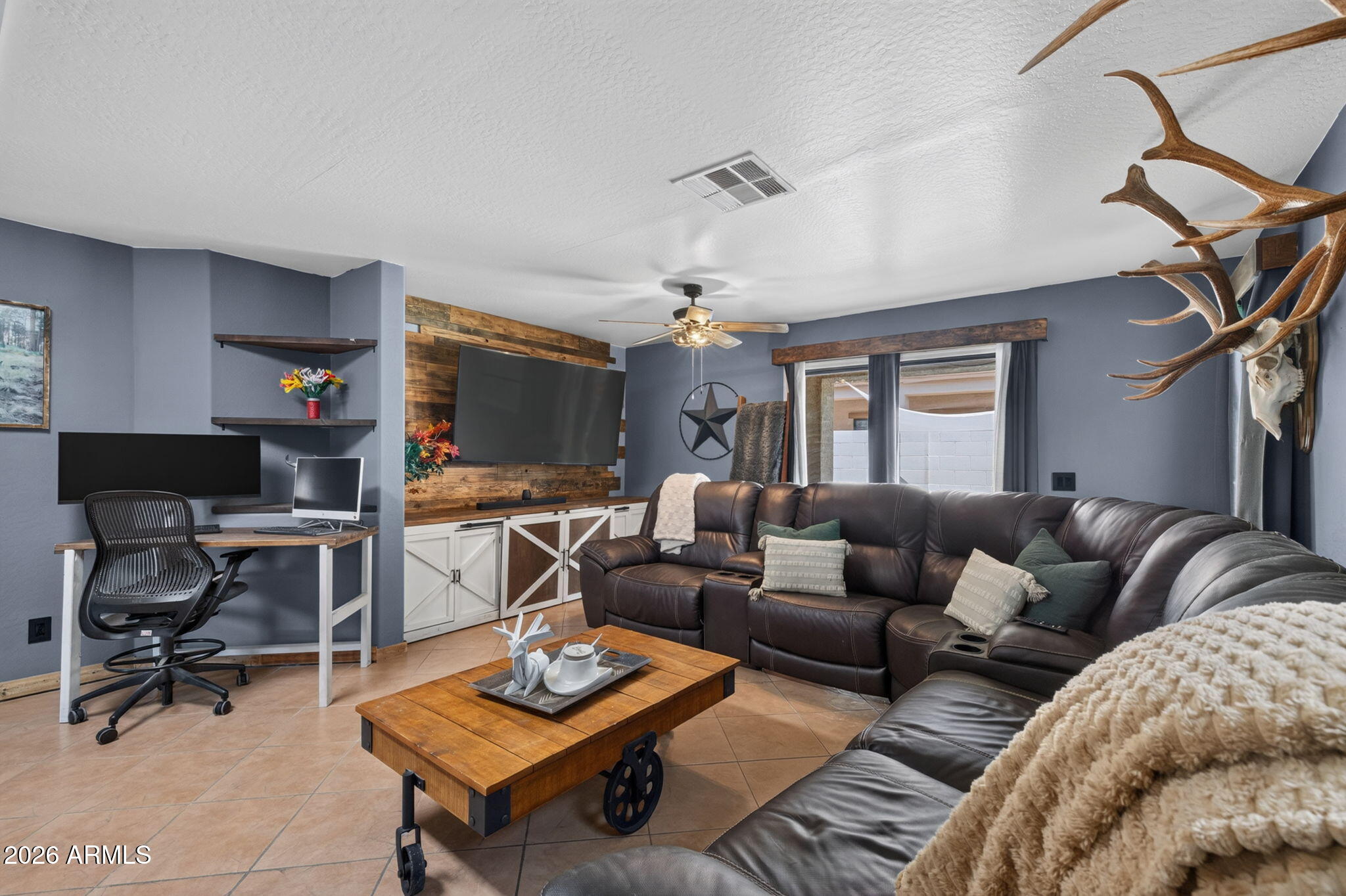 2681 South Powell Road Apache Junction, AZ 85119 - Photo 15 of 40 Living Room