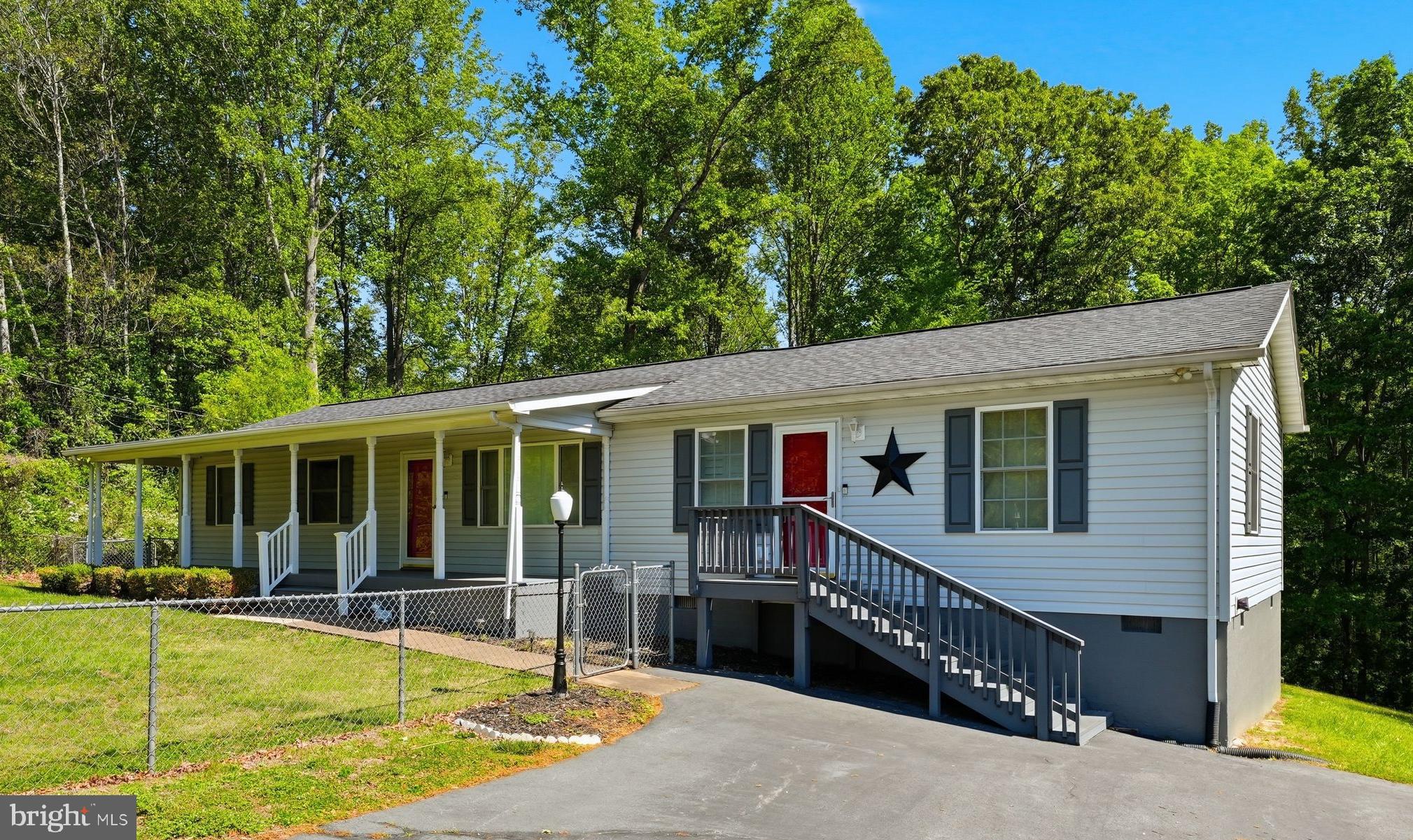 11057 Eggbornsville Road Rixeyville, VA 22737 - Photo 3 of 38