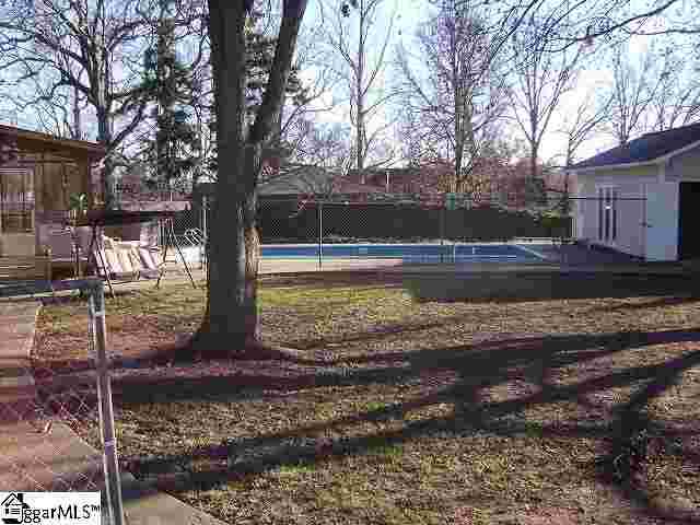 111 Timbrooke Way Easley, SC 29642 - Photo 17 of 23 Gallery Image 17