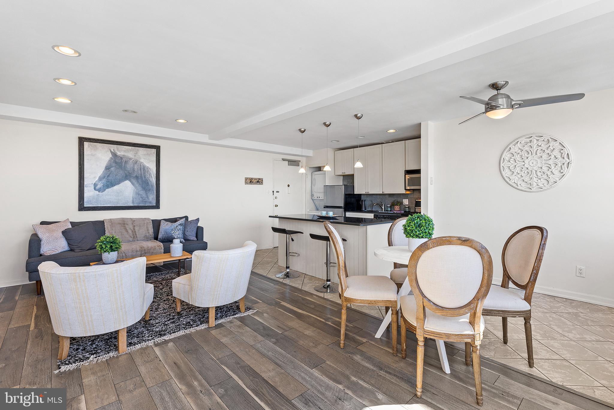 1806 Rittenhouse Square, Unit 2104 Philadelphia, PA 19103 - Photo 15 of 25