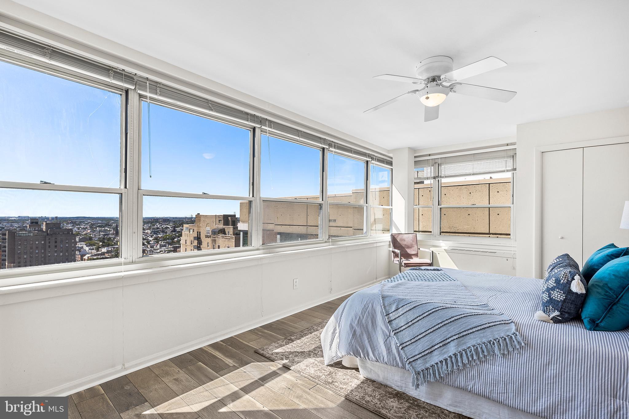 1806 Rittenhouse Square, Unit 2104 Philadelphia, PA 19103 - Photo 17 of 25