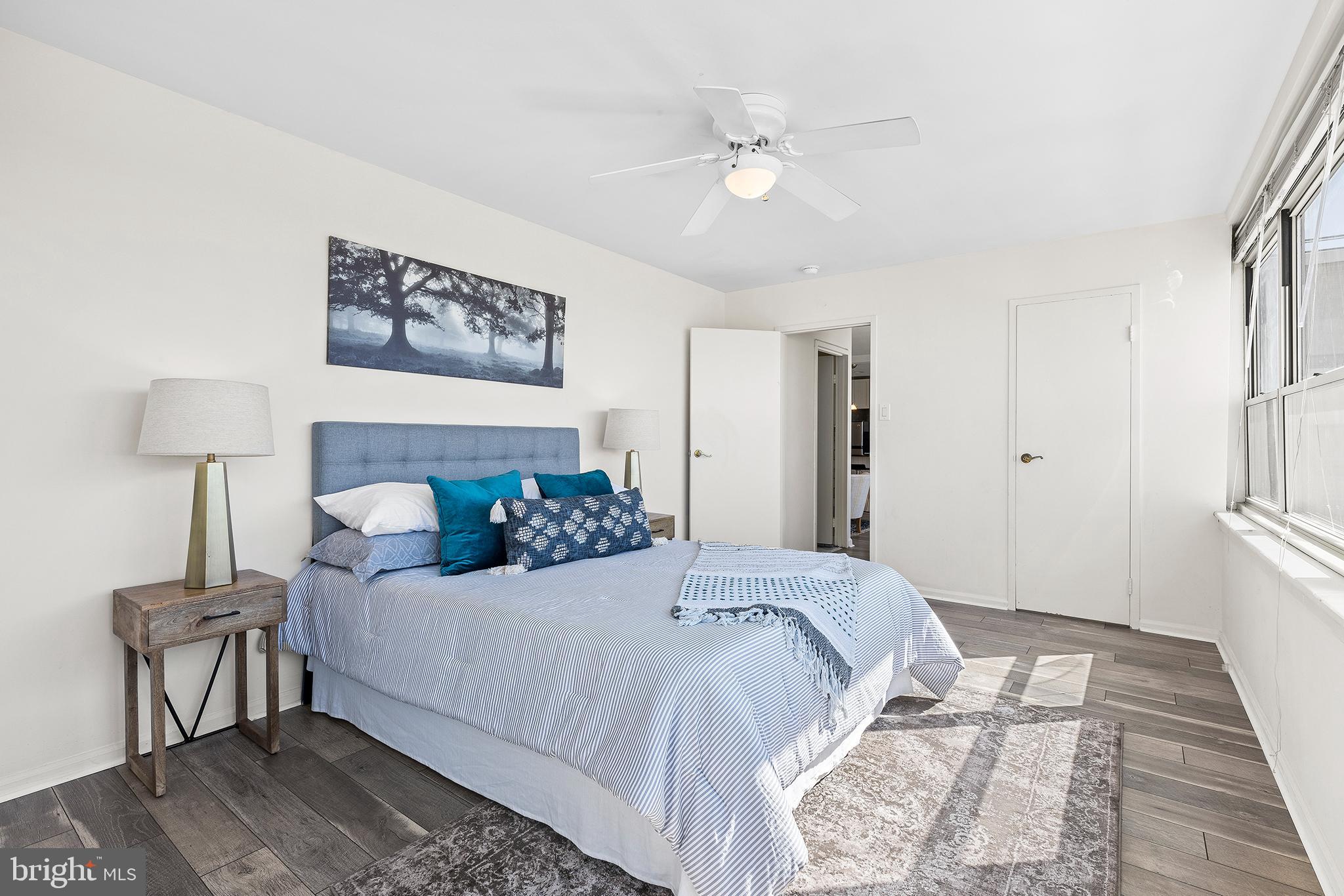 1806 Rittenhouse Square, Unit 2104 Philadelphia, PA 19103 - Photo 19 of 25
