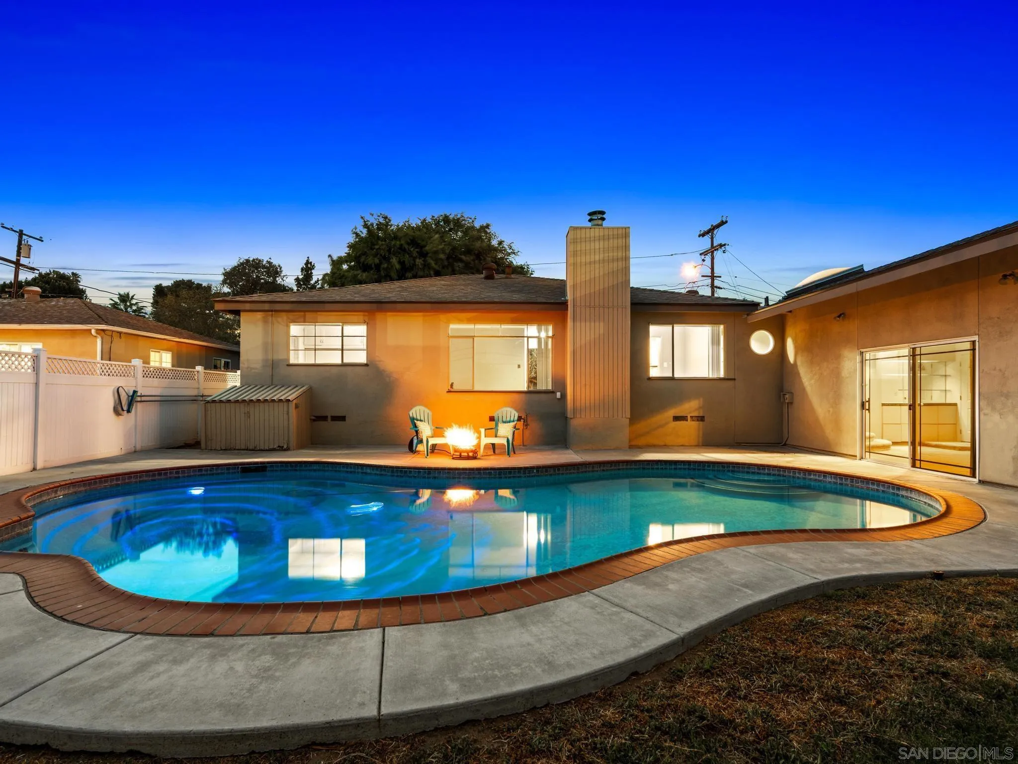 2529 Littleton Road El Cajon, CA 92020 - Photo 25 of 26 a view of a swimming pool with an outdoor space