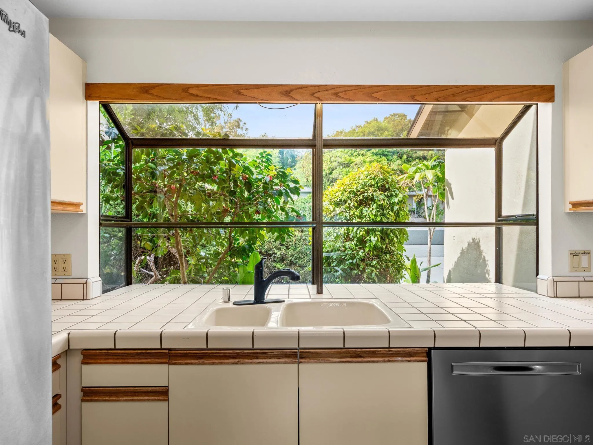 2529 Littleton Road El Cajon, CA 92020 - Photo 8 of 26 a room with a large window