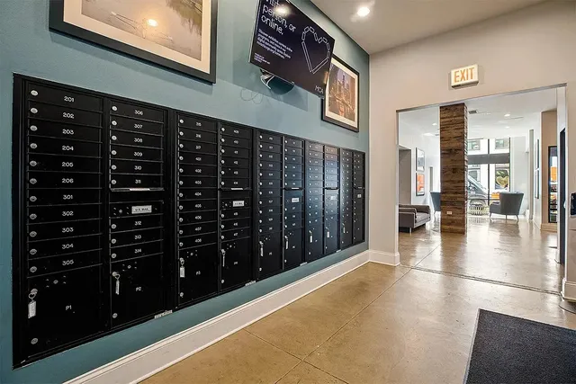 $2,000 | 2300 South Michigan Avenue, Unit 417, Chicago, IL 60616