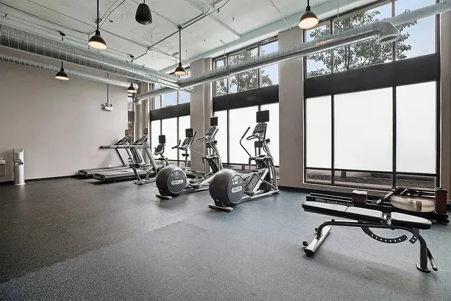 $2,000 | 2300 South Michigan Avenue, Unit 417, Chicago, IL 60616