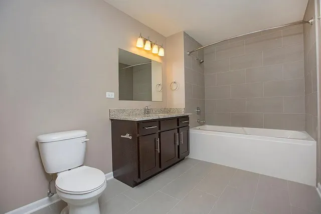 $2,000 | 2300 South Michigan Avenue, Unit 417, Chicago, IL 60616