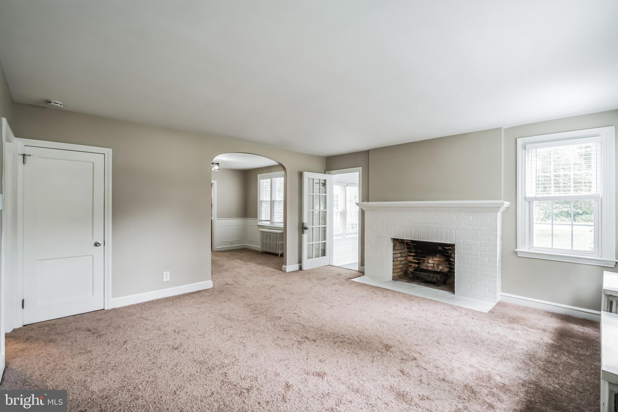 357 East Springfield Road Springfield, PA 19064 - Photo 3 of 30