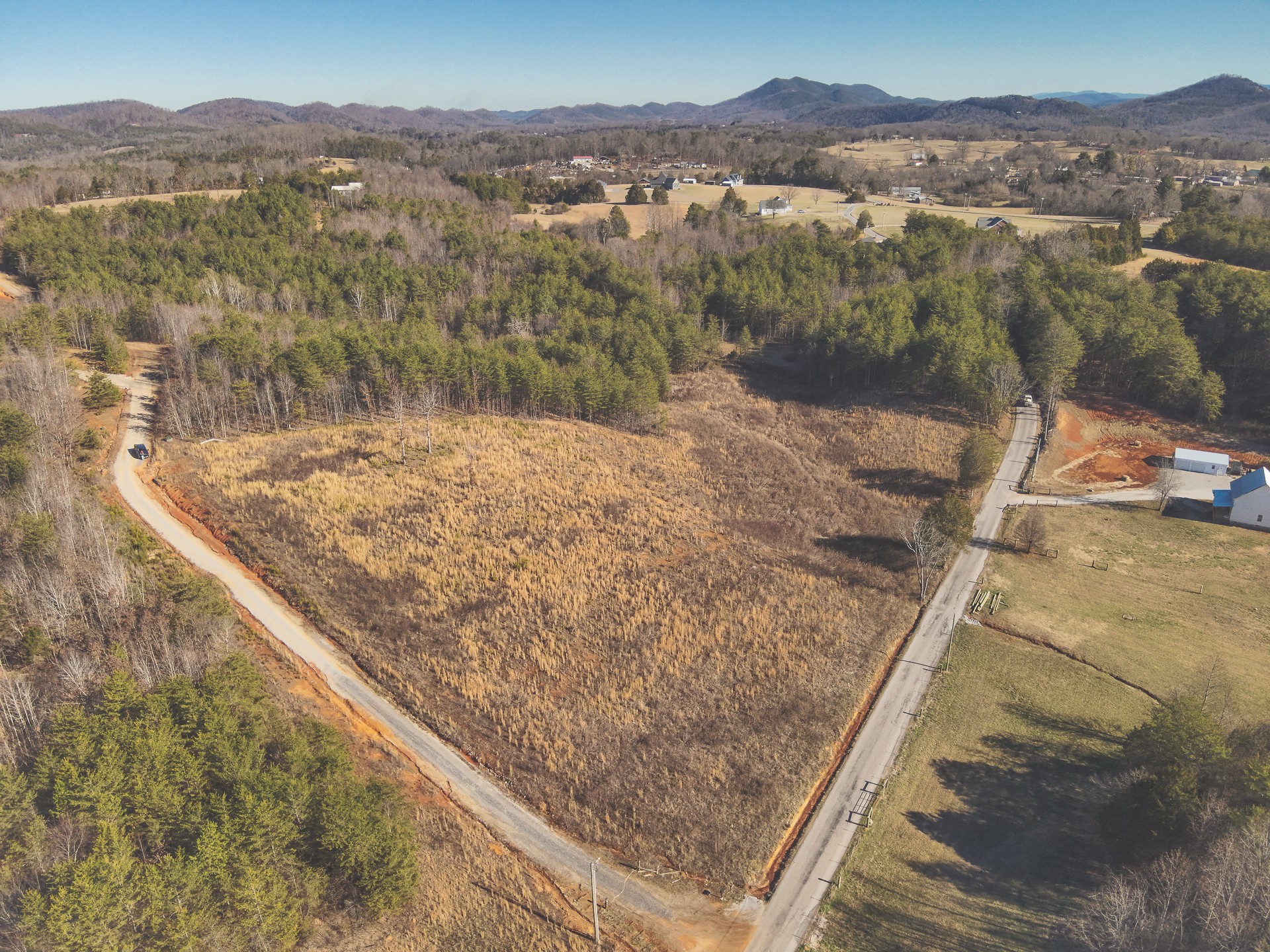 0 Curtis Road Tellico Plains, TN 37385 - Photo 4 of 30 a view of a backyard