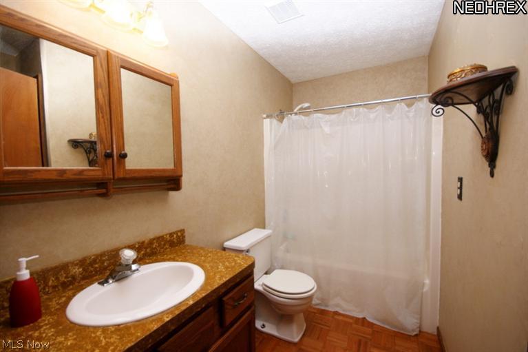 38538 Smith Road Litchfield, OH 44253 - Photo 15 of 25 Gallery Image 15