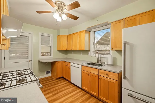 $350,000 | 8224 Laurel Drive, Parkville, MD 21234