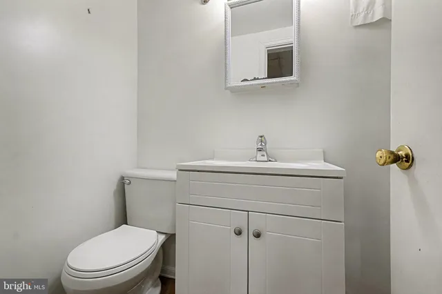 $350,000 | 8224 Laurel Drive, Parkville, MD 21234