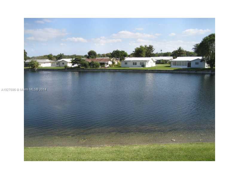 9826 West McNab Road, Unit 207 Tamarac, FL 33321 - Photo 1 of 20 Gallery Image 1