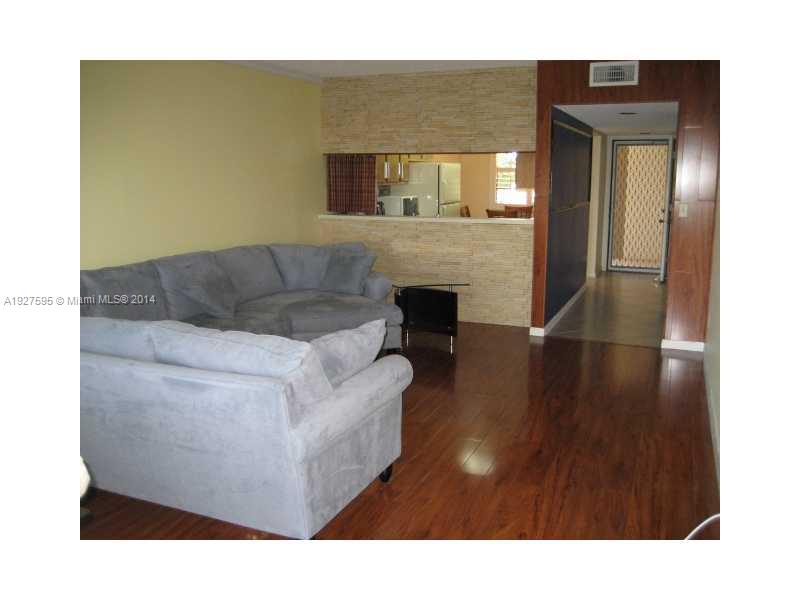 9826 West McNab Road, Unit 207 Tamarac, FL 33321 - Photo 2 of 20 Gallery Image 2