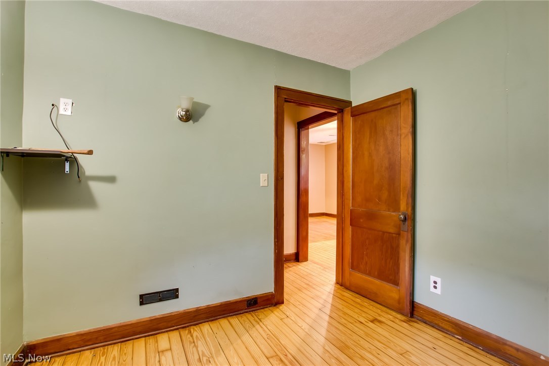 9805 Madison Road Montville, OH 44064 - Photo 22 of 30 Gallery Image 22