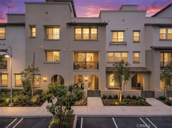 $925,000 | 641 South Motif Street, Anaheim, CA 92805
