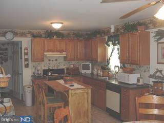 206 South View Road Fleetwood, PA 19522 - Photo 4 of 6 Gallery Image 4
