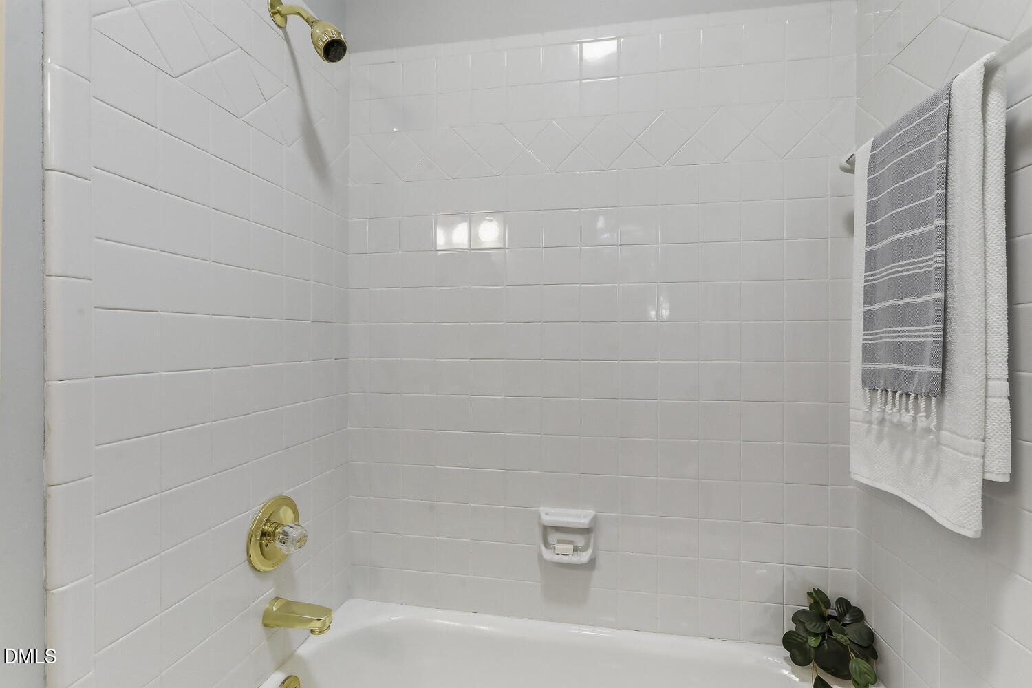 429 Grosvenor Drive Raleigh, NC 27615 - Photo 51 of 95