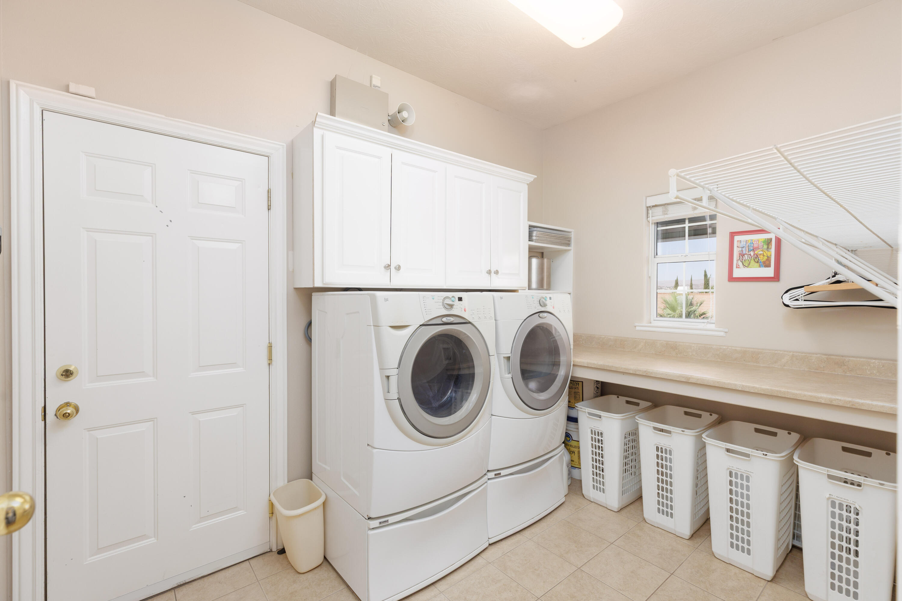 1690 South Pt Drive St. George, UT 84790 - Photo 10 of 77 Laundry Room