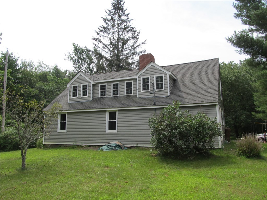 260 Joe Sarle Road Glocester, RI 02814 - Photo 3 of 10