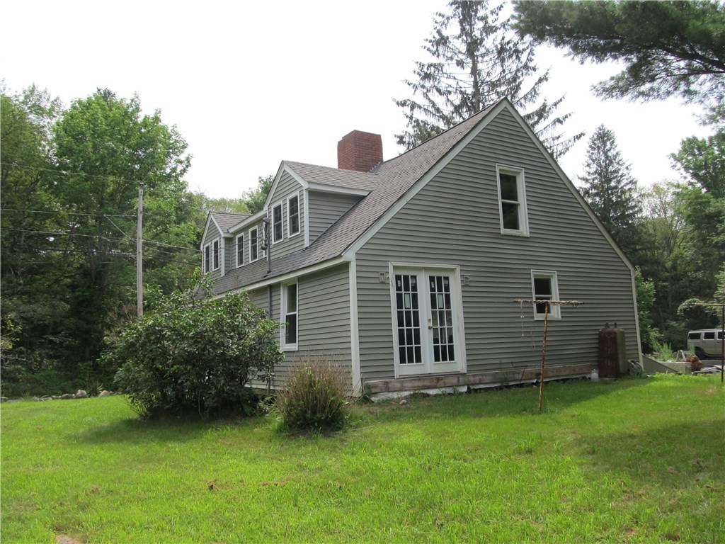 260 Joe Sarle Road Glocester, RI 02814 - Photo 5 of 10