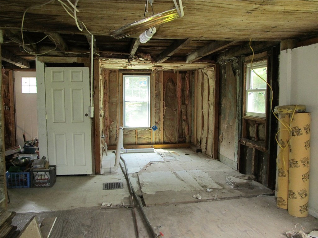 260 Joe Sarle Road Glocester, RI 02814 - Photo 6 of 10