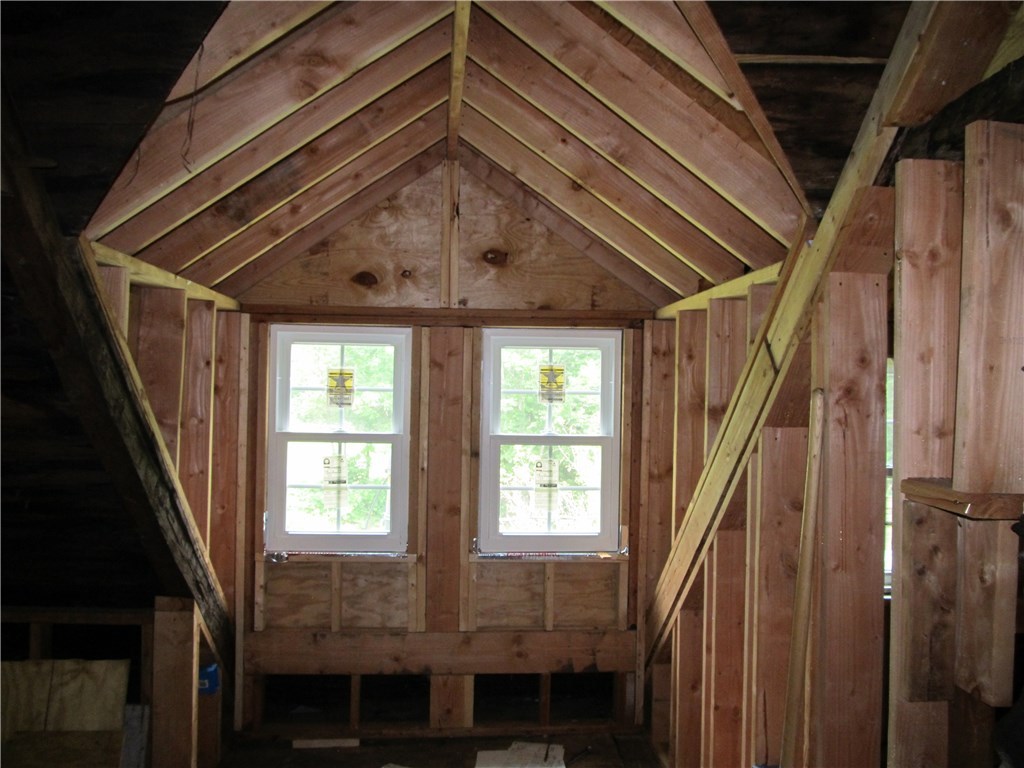 260 Joe Sarle Road Glocester, RI 02814 - Photo 8 of 10