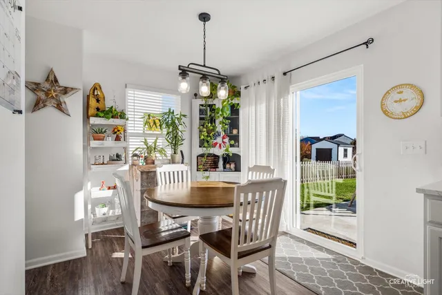 $380,000 | 1908 Pauline Place, Plano, IL 60545