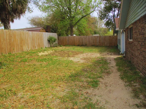 $2,000 | 709 Osage Drive, Fort Walton Beach, FL 32547