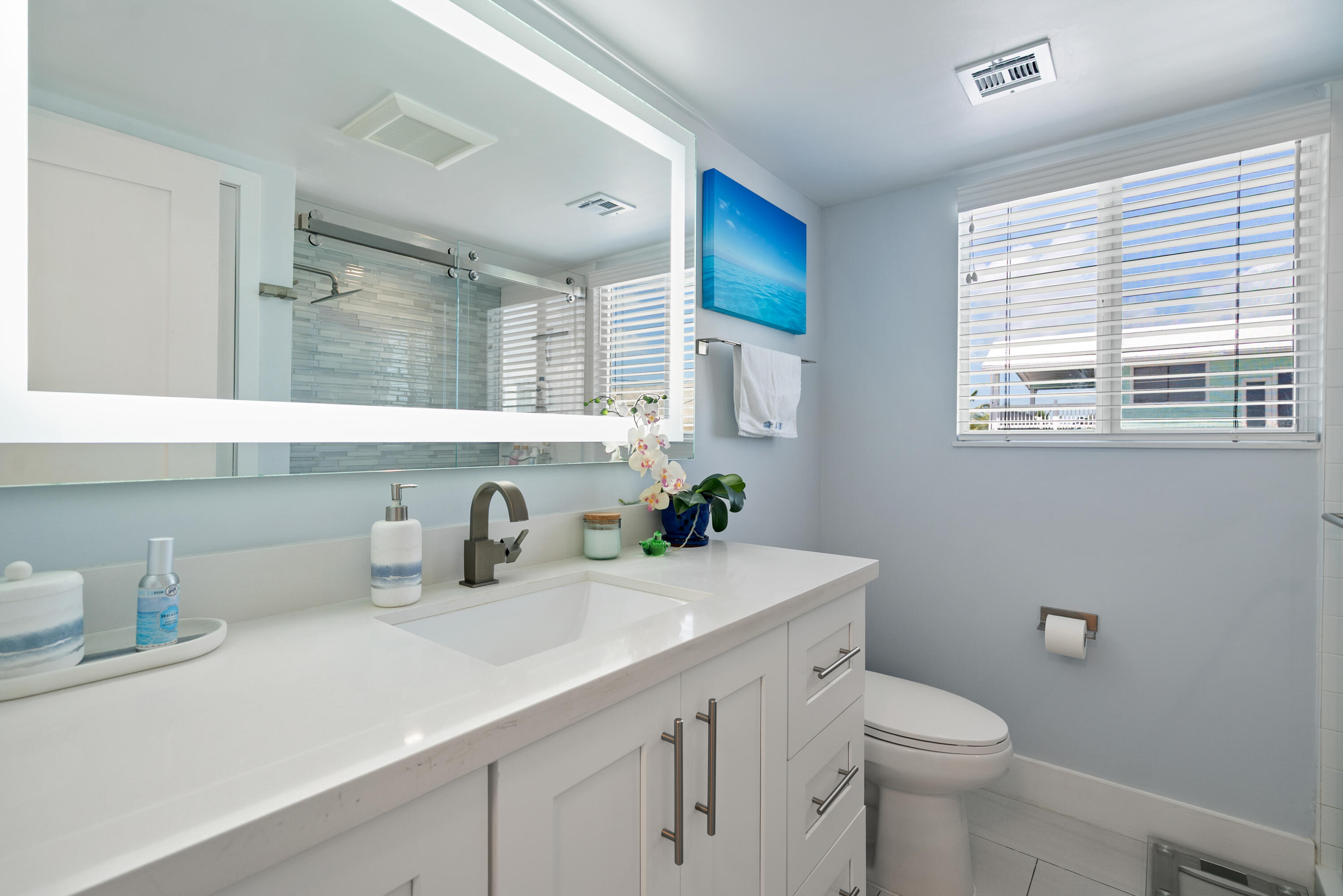 1 Snipe Road Key Largo, FL 33037 - Photo 13 of 44 Hall Bath