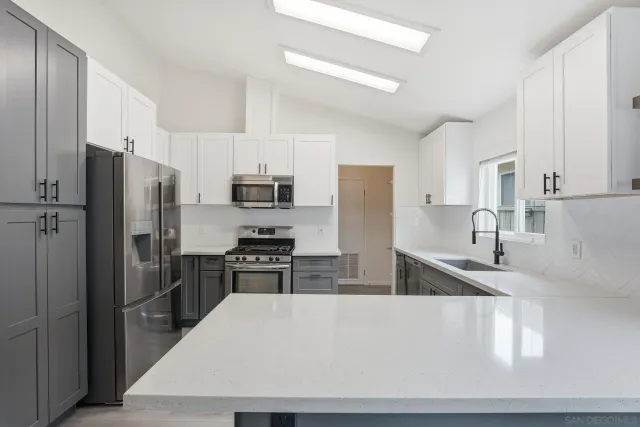 $700,000 | 14955 Avenida Venusto, Unit 85, San Diego, CA 92128