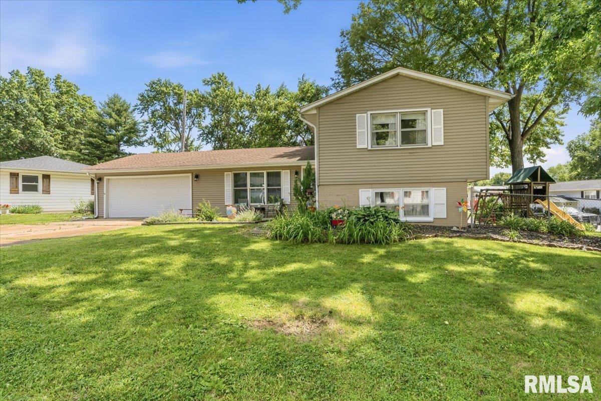 2 Lariat Drive Springfield, IL 62702 - Photo 2 of 34