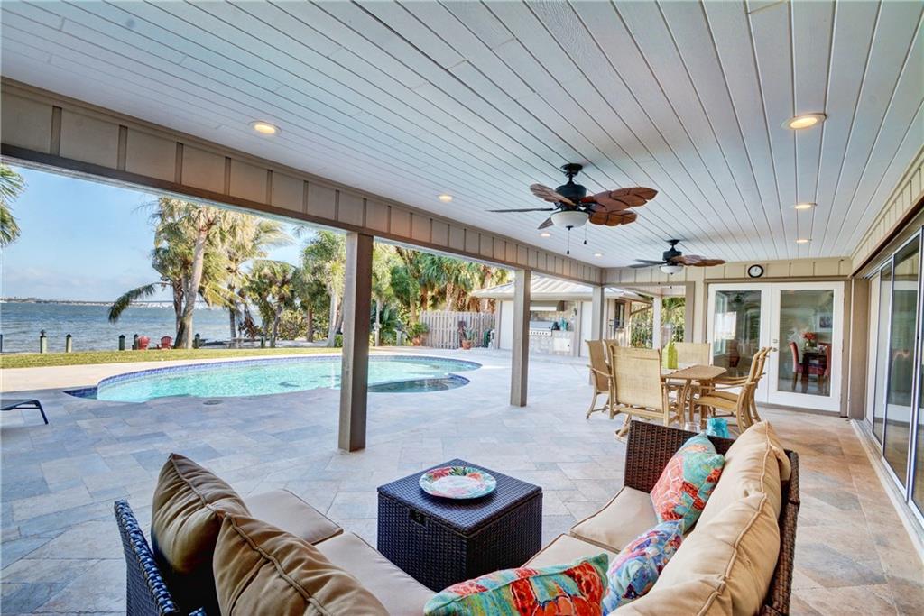 4 Perriwinkle Circle Stuart, FL 34996 - Photo 31 of 73 Gallery Image 31