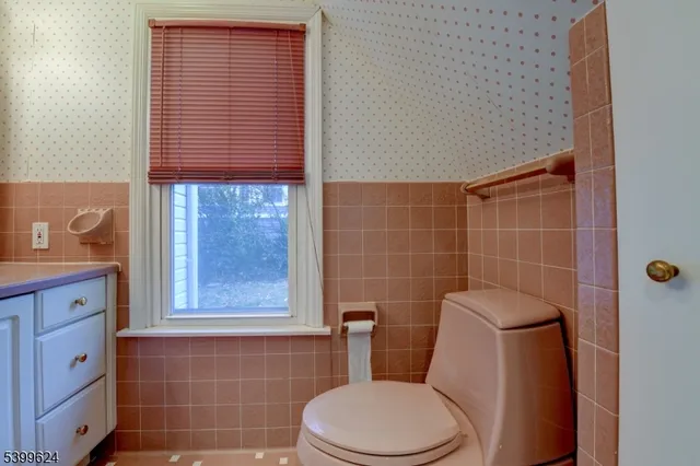 $5,100 | 101 Baker Street, Maplewood, NJ 07040