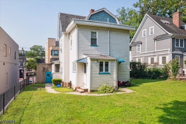 $5,100 | 101 Baker Street, Maplewood, NJ 07040