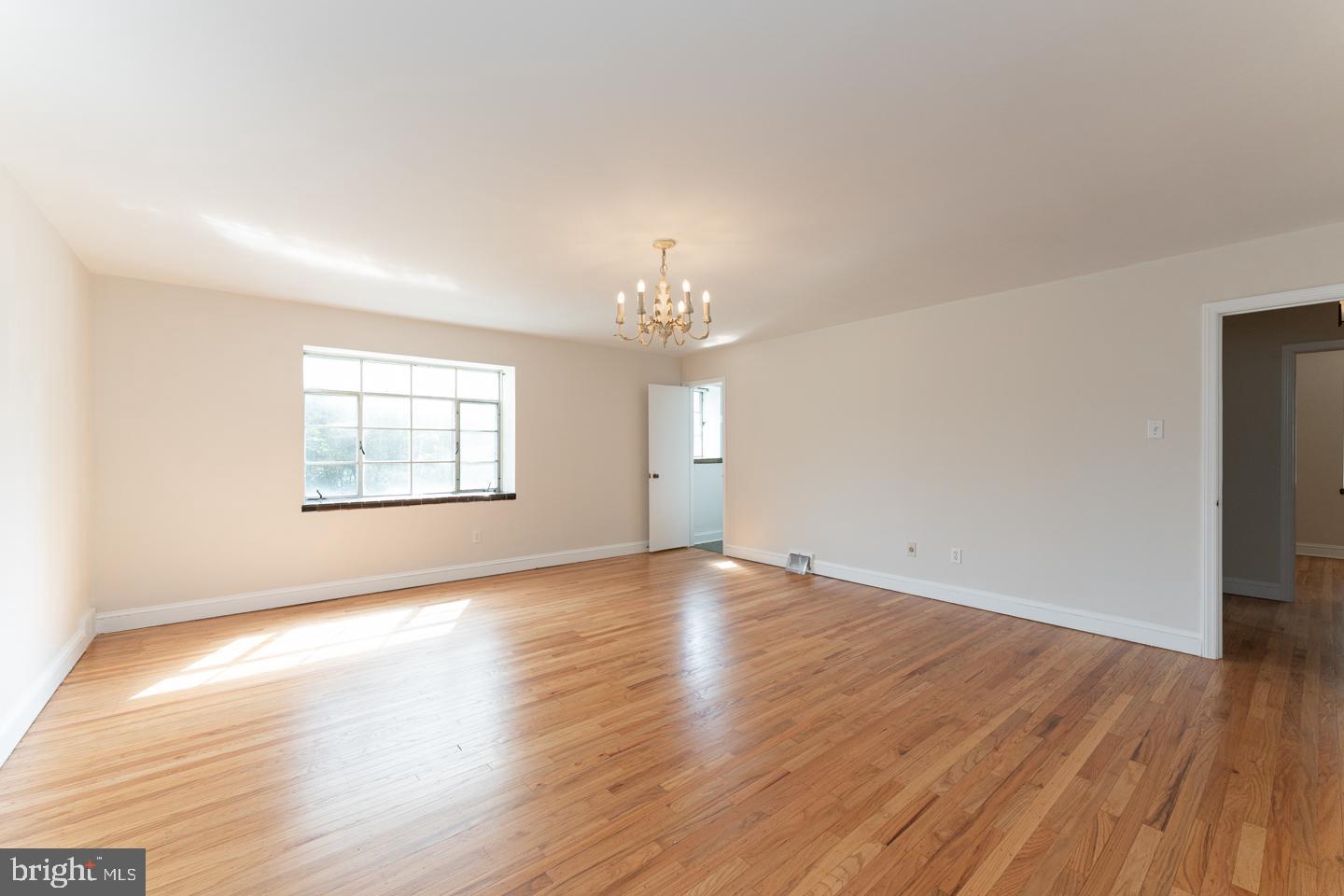 622 Greythorne Road Wynnewood, PA 19096 - Photo 22 of 50 Primary Bedroom