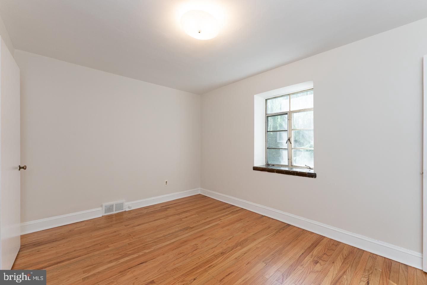 622 Greythorne Road Wynnewood, PA 19096 - Photo 30 of 50 Bedroom #3