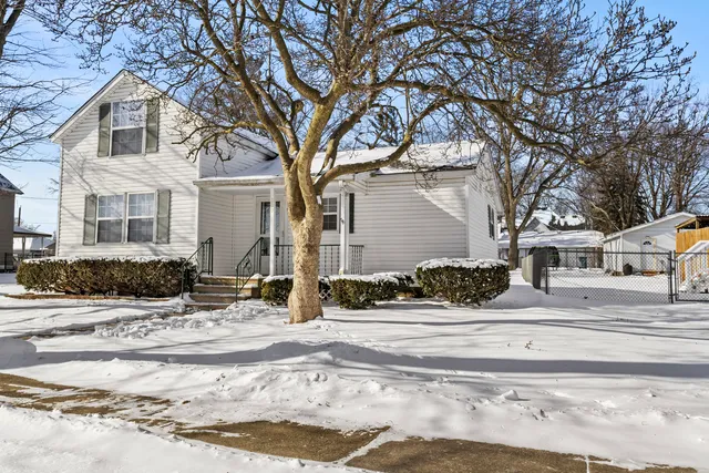 $165,000 | 209 North Maple Street, Grant Park, IL 60940