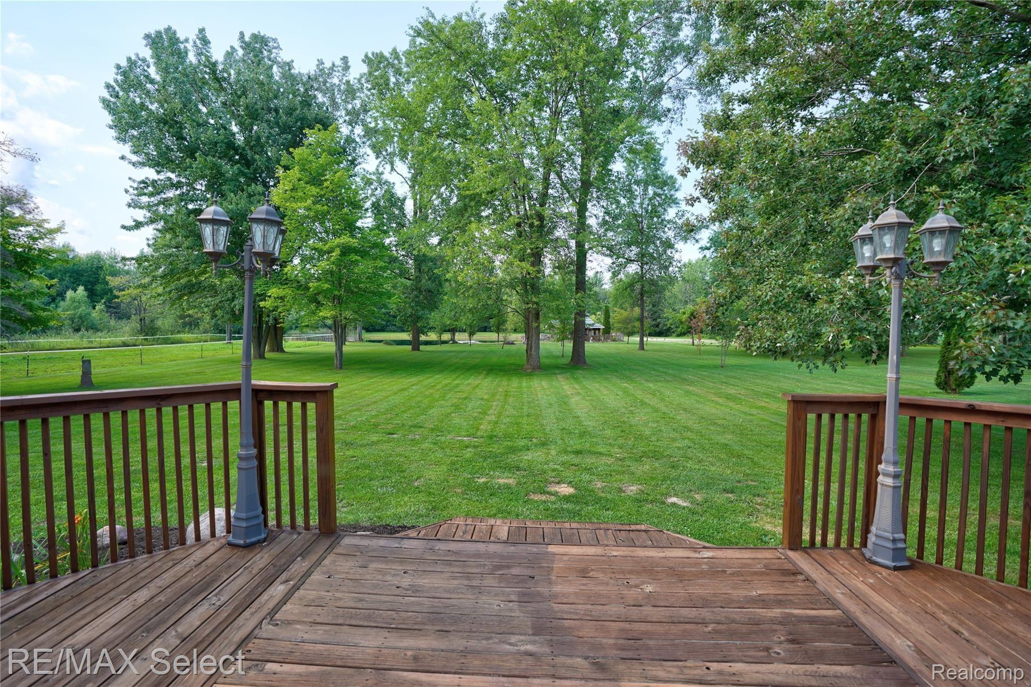 6182 West Willard Road Birch Run, MI 48415 - Photo 37 of 84 6182 Willard Road 027.jpg