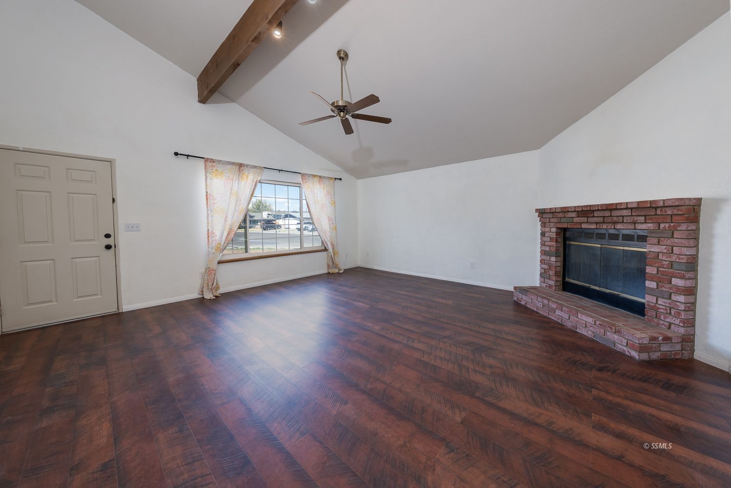 314 Reese Street Ridgecrest, CA 93555 - Photo 6 of 31