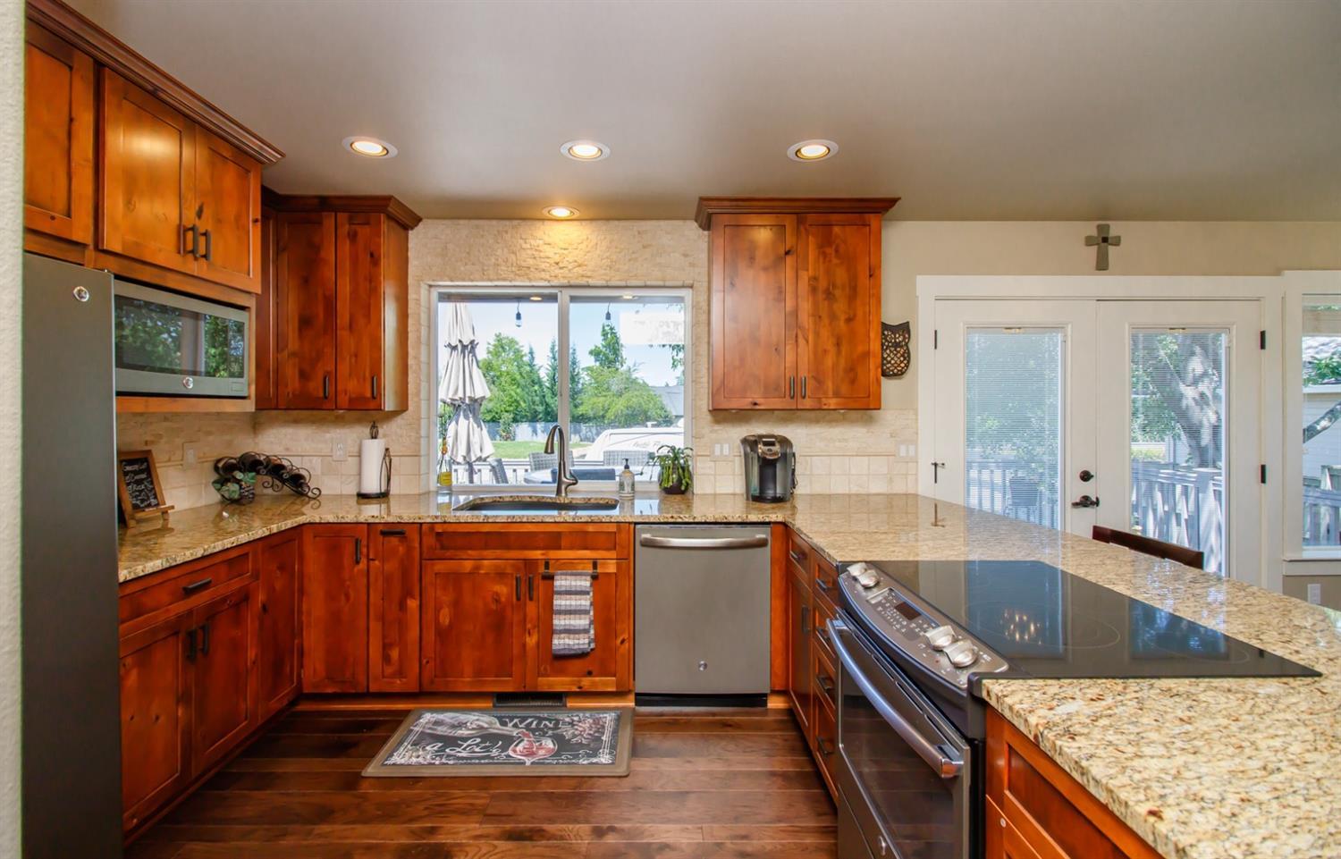 2415 Spring Street Medford, OR 97504 - Photo 9 of 29 Additional Photo