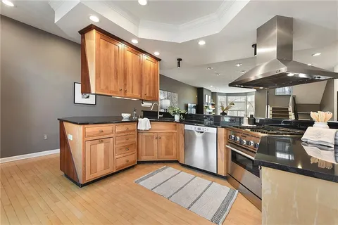 $799,000 | 71 Waterfront Drive, Pittsburgh, PA 15222