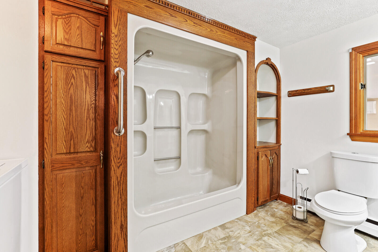 2144 Riverside Drive Vassalboro, ME 04989 - Photo 29 of 55 Full Bath