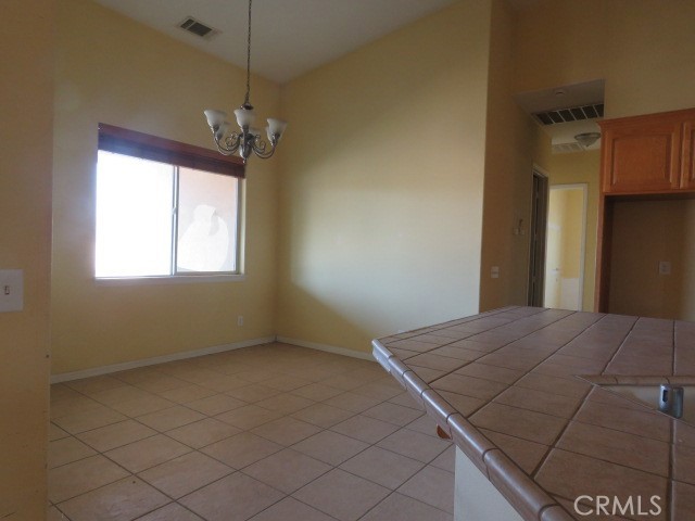 2425 Tokay Road Phelan, CA 92371 - Photo 13 of 23