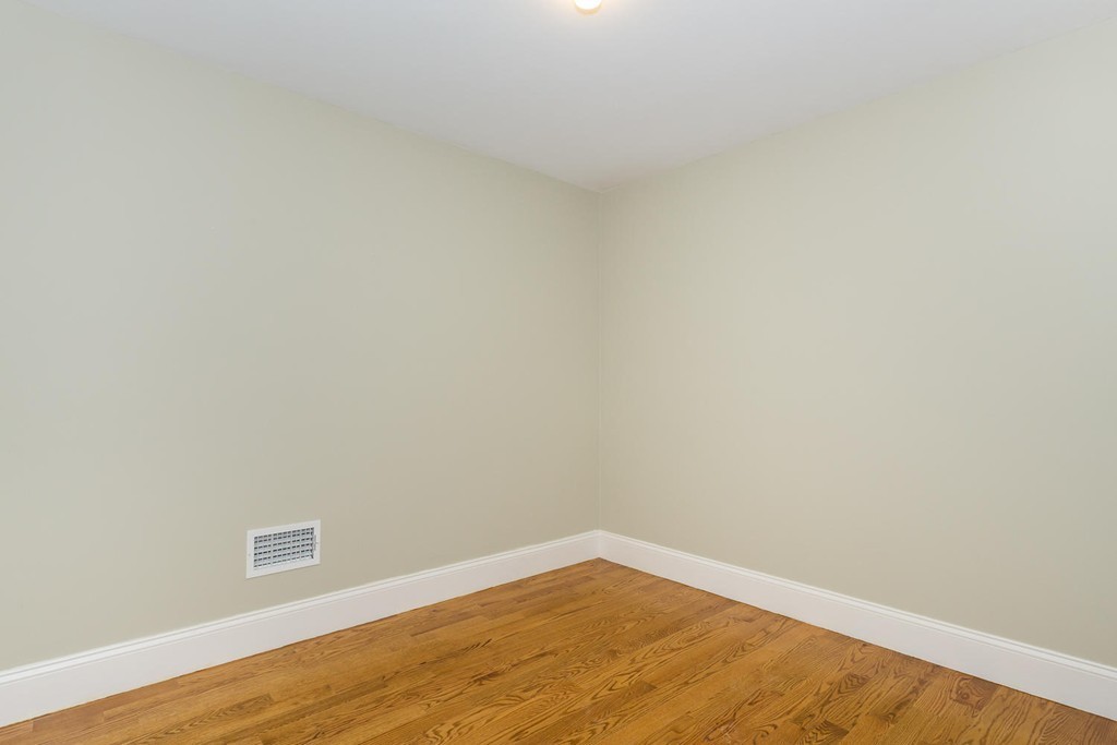 33 Wentworth Road Canton, MA 02021 - Photo 18 of 23