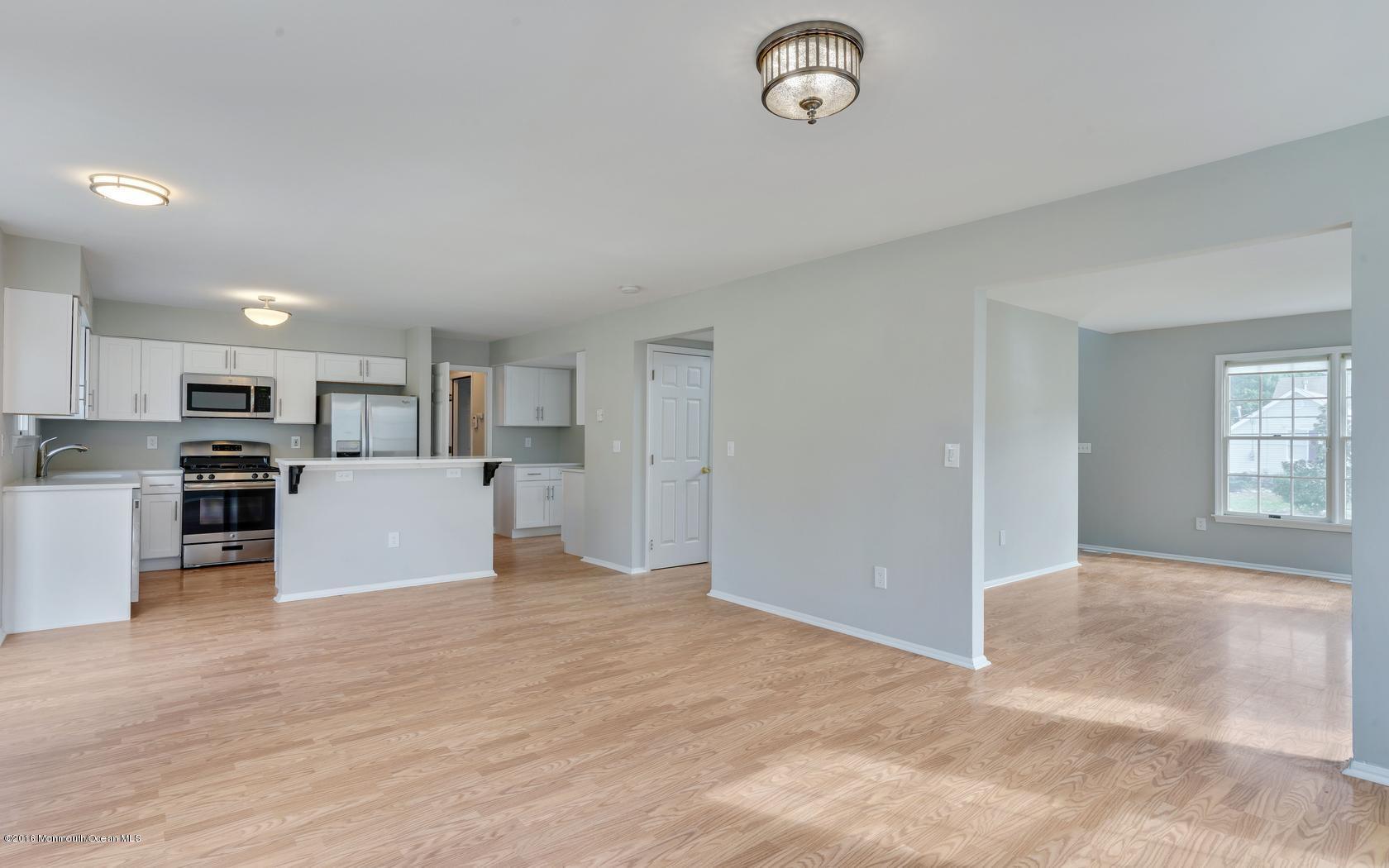 251 Sextant Road Manahawkin, NJ 08050 - Photo 6 of 25 16