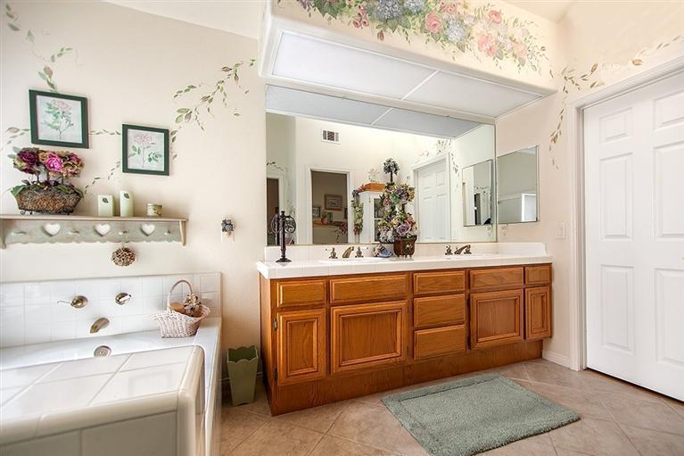 161 Valley Gate Road Simi Valley, CA 93065 - Photo 20 of 31 Additional Photo