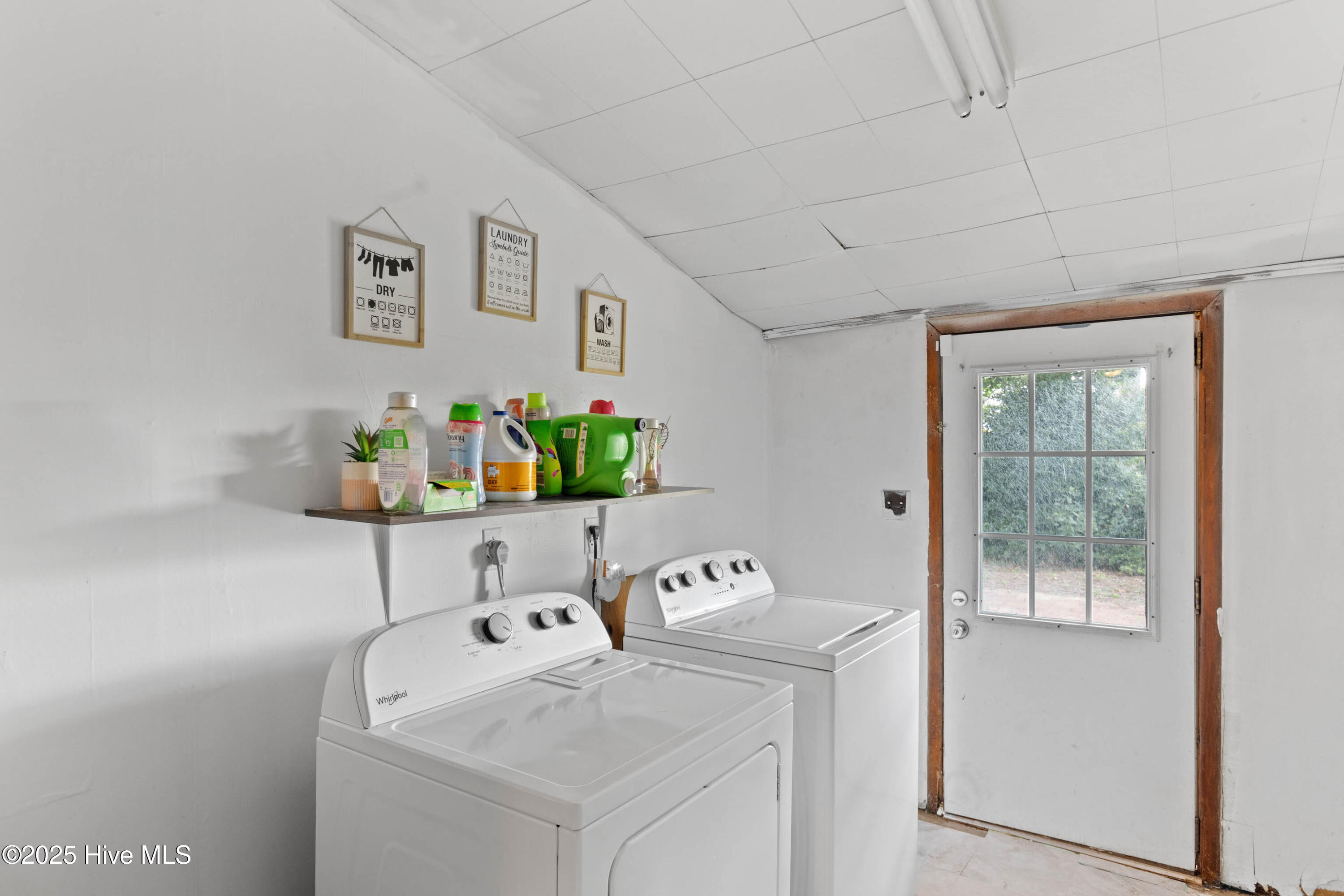 653 Seth Turner Road Albertson, NC 28508 - Photo 17 of 27 17