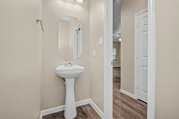 $225,000 | 3614 Vista Pointe Drive, Pasadena, TX 77504