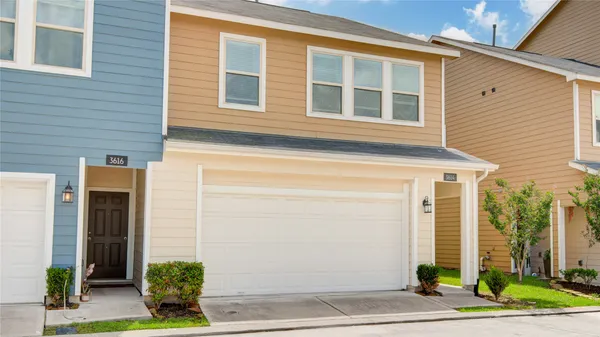 $225,000 | 3614 Vista Pointe Drive, Pasadena, TX 77504
